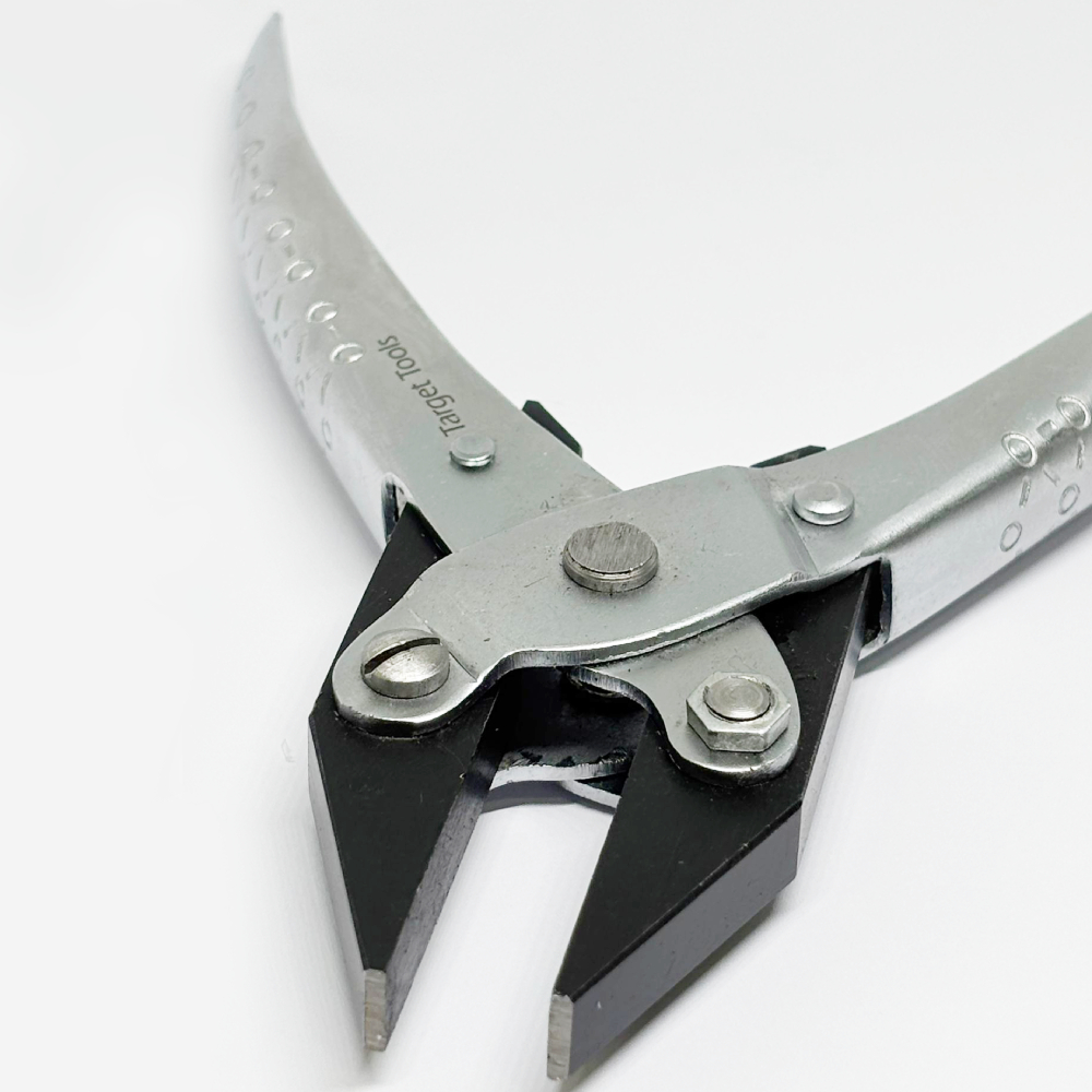 Imagem de Alicate Paralelo Plano 140